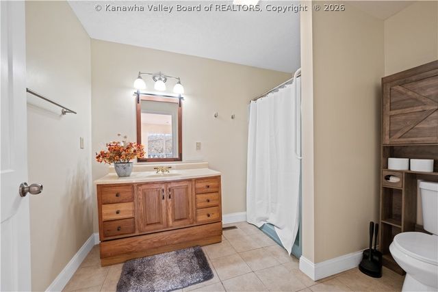 1909 Garretts Bend Road, Sod, WV 25564