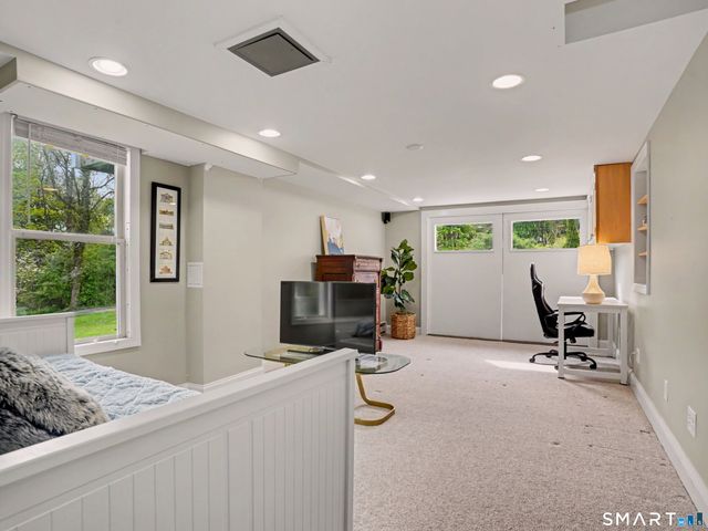 105 Ivy Hill Road, Ridgefield, CT 06877