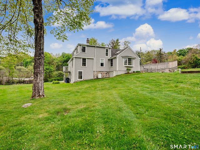 105 Ivy Hill Road, Ridgefield, CT 06877