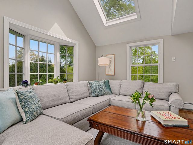105 Ivy Hill Road, Ridgefield, CT 06877