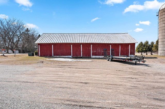 W444 CARLSON LANE, Oconto Falls, WI 54154