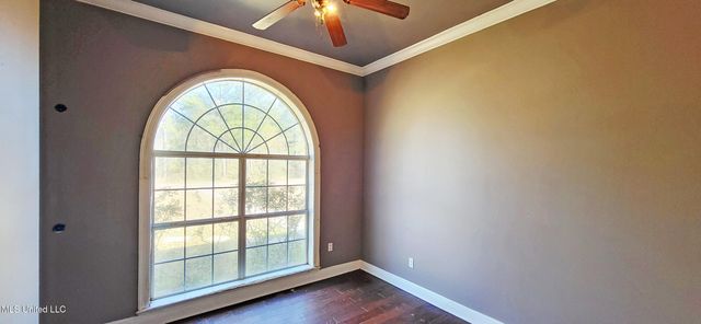 17139 Fenton Dedeaux Road, Kiln, MS 39556