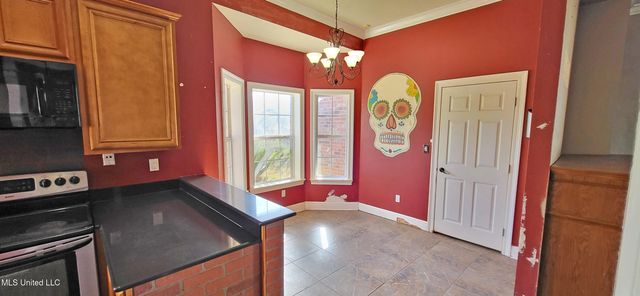 17139 Fenton Dedeaux Road, Kiln, MS 39556