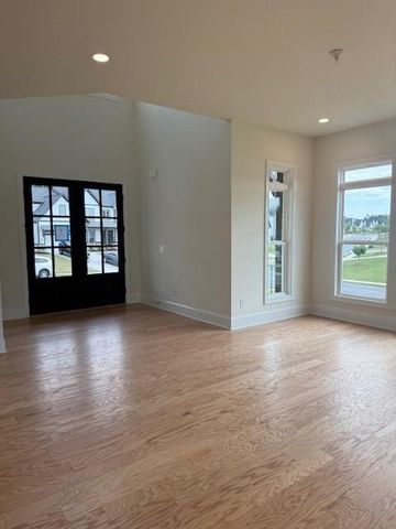 1014 Ridgeview Road, Woodstock, GA 30188