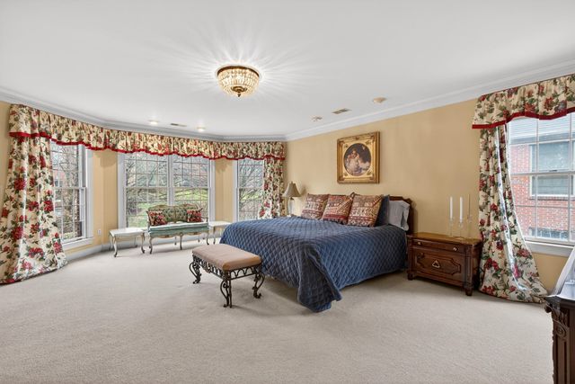 1213 Taborlake Cove, Lexington, KY 40502