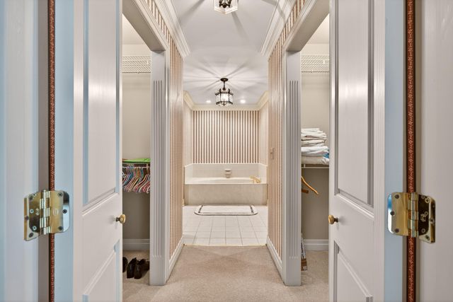 1213 Taborlake Cove, Lexington, KY 40502