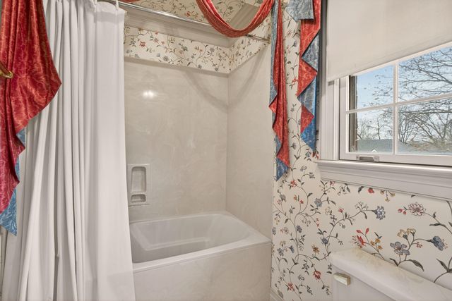 1213 Taborlake Cove, Lexington, KY 40502