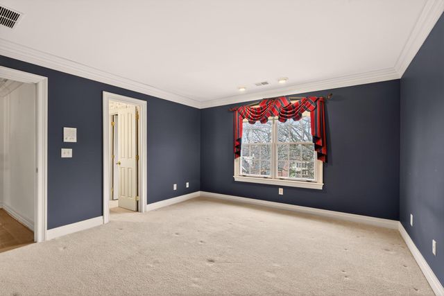 1213 Taborlake Cove, Lexington, KY 40502