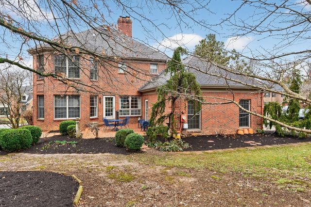 1213 Taborlake Cove, Lexington, KY 40502