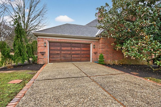 1213 Taborlake Cove, Lexington, KY 40502