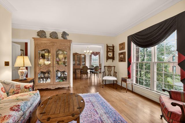 1213 Taborlake Cove, Lexington, KY 40502