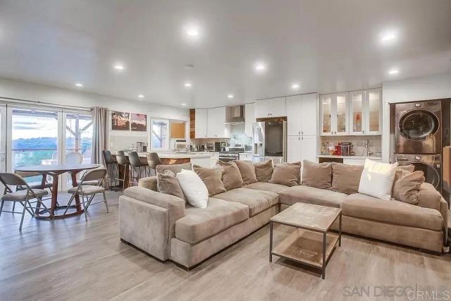 3620 Paul Jones Avenue, San Diego, CA 92117
