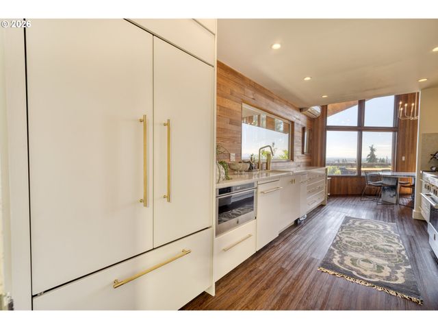 32797 Nw PEAK Rd, Scappoose, OR 97056