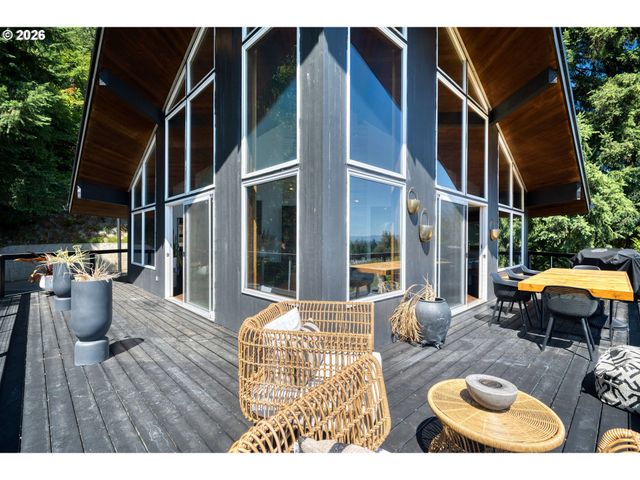 32797 Nw PEAK Rd, Scappoose, OR 97056