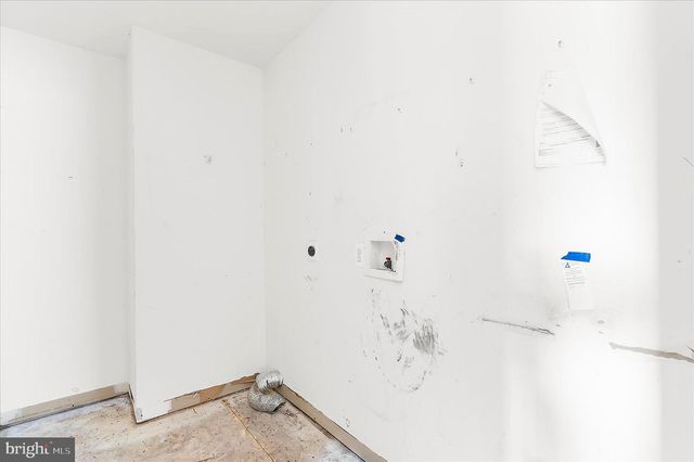 2209 GEIPE, Catonsville, MD 21228