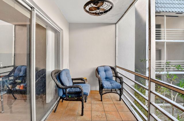 1630 Embassy Drive 207, West Palm Beach, FL 33401