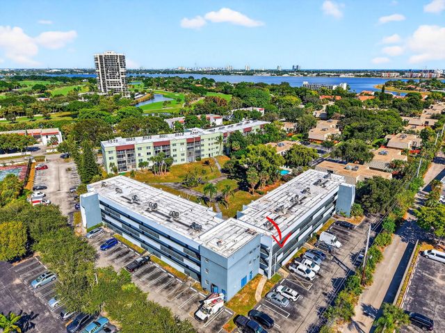 1630 Embassy Drive 207, West Palm Beach, FL 33401