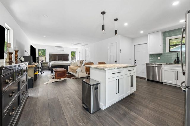 10908 SE Hobart Street, Jupiter, FL 33469
