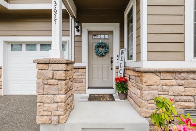 3677 SE Chesterton Drive, Port Orchard, WA 98366