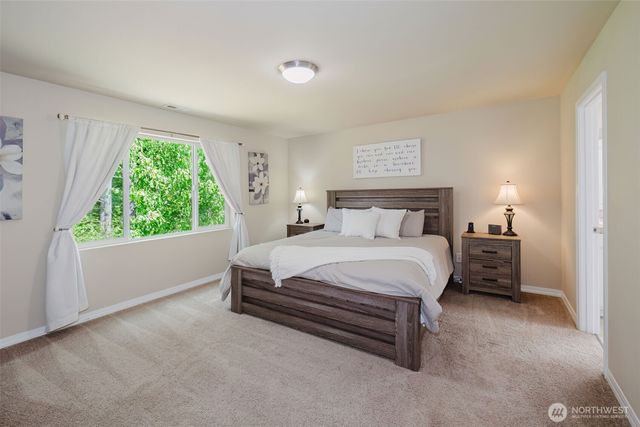 3677 SE Chesterton Drive, Port Orchard, WA 98366