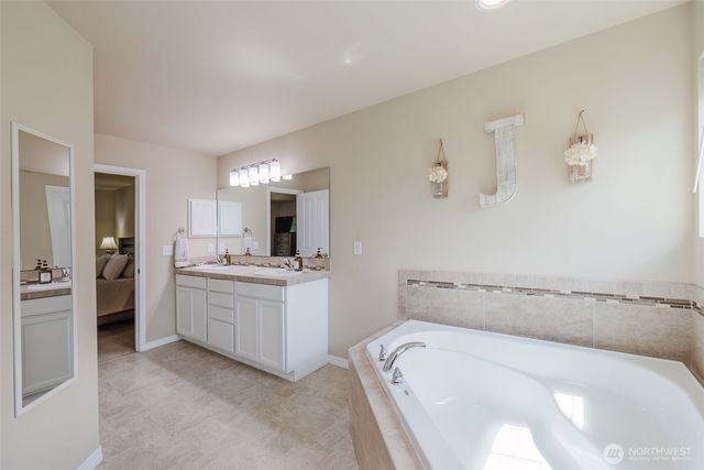 3677 SE Chesterton Drive, Port Orchard, WA 98366