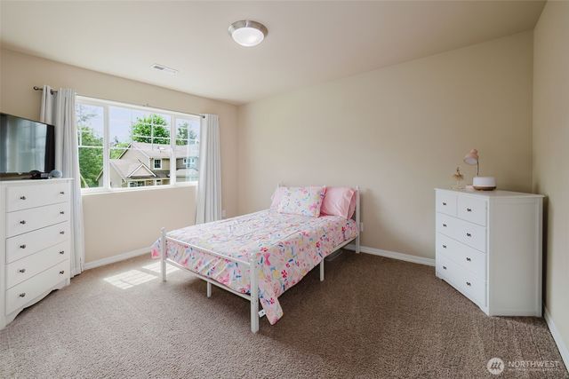 3677 SE Chesterton Drive, Port Orchard, WA 98366