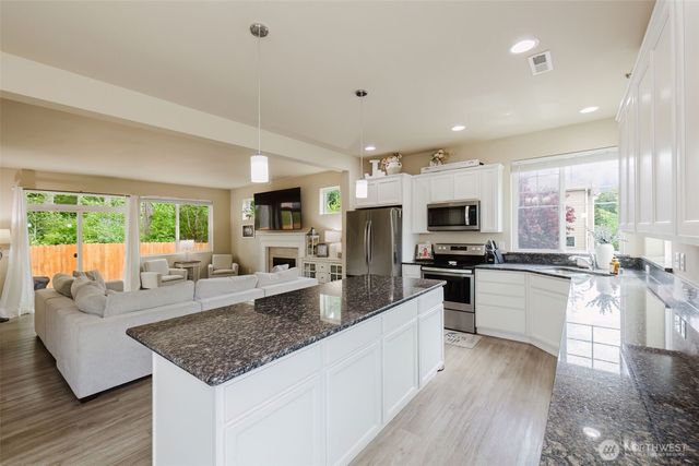 3677 SE Chesterton Drive, Port Orchard, WA 98366
