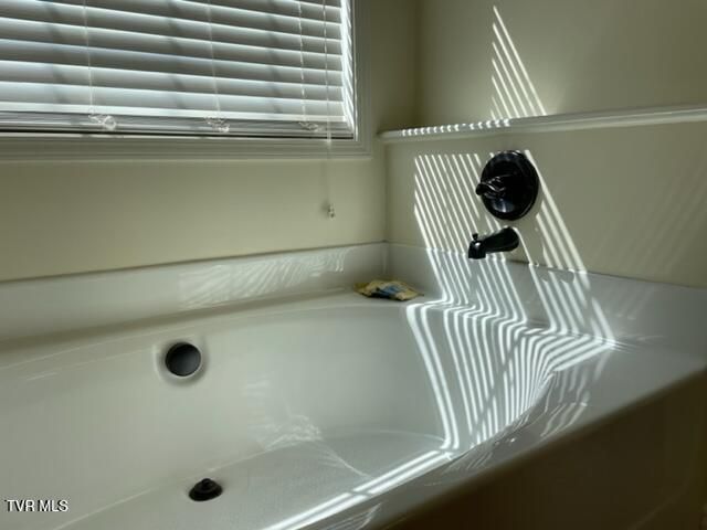 130 Garland Road, Unicoi, TN 37692