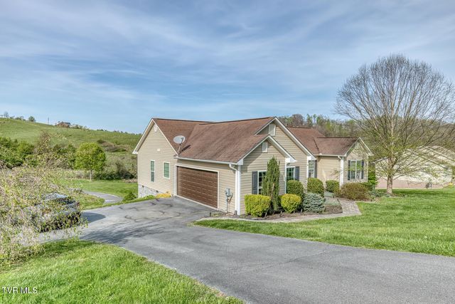 130 Garland Road, Unicoi, TN 37692