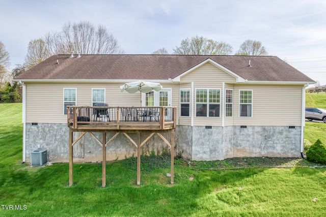 130 Garland Road, Unicoi, TN 37692
