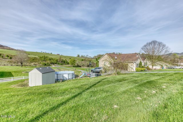 130 Garland Road, Unicoi, TN 37692