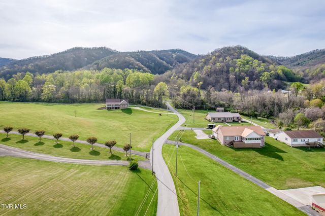130 Garland Road, Unicoi, TN 37692