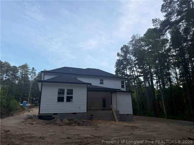 995 E Central Avenue, Raeford, NC 28376