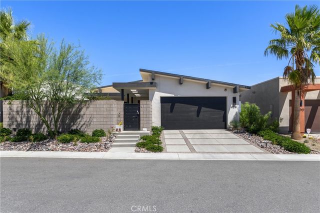484 Fountain, Palm Springs, CA 92262