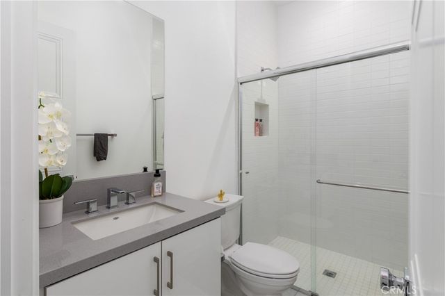 484 Fountain, Palm Springs, CA 92262