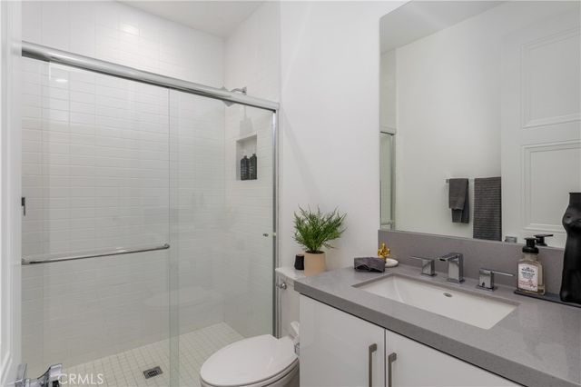 484 Fountain, Palm Springs, CA 92262