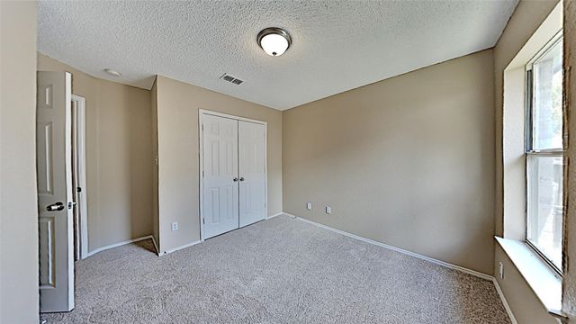 8033 Summer Sun Drive, Fort Worth, TX 76137