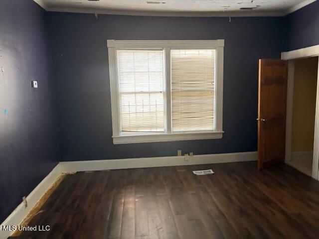 104 E Gholson Avenue, Holly Springs, MS 38635