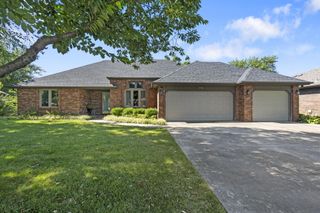 3730 West Birchwood Court, Springfield, MO 65807
