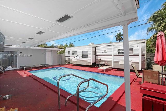 1762 NW 8th Ave, Homestead, FL 33030