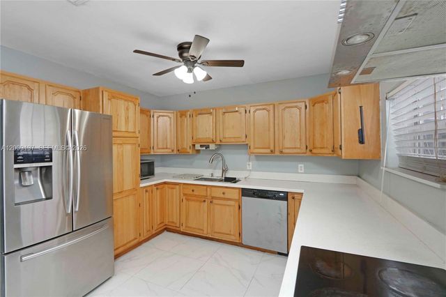 1762 NW 8th Ave, Homestead, FL 33030