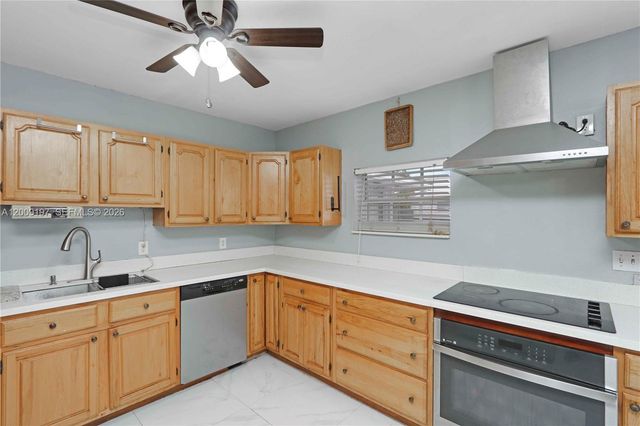 1762 NW 8th Ave, Homestead, FL 33030