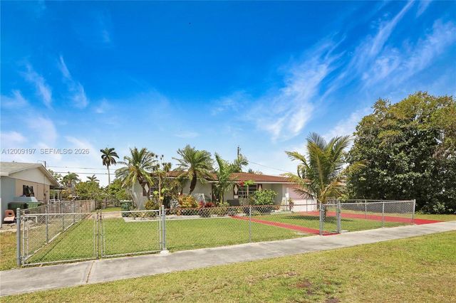 1762 NW 8th Ave, Homestead, FL 33030