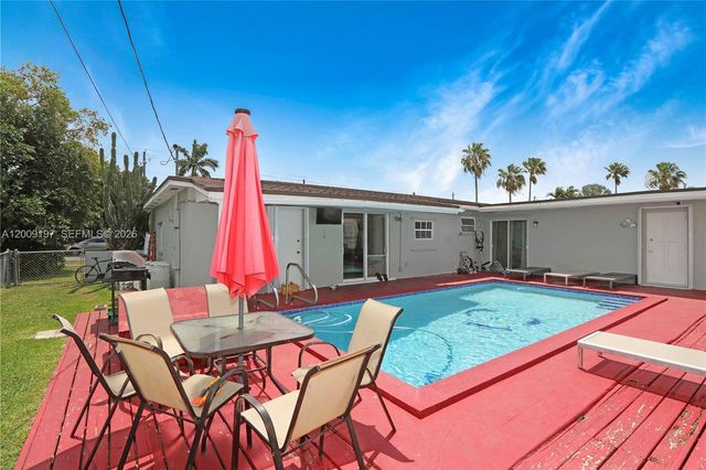 1762 NW 8th Ave, Homestead, FL 33030