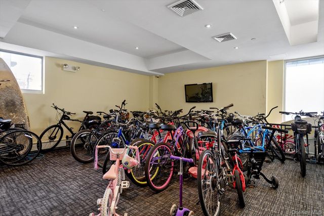 151 Beach 96th Street 7D, Rockaway Beach, NY 11693