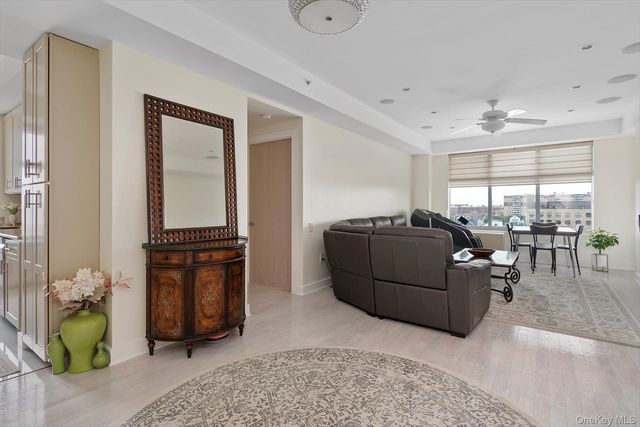 151 Beach 96th Street 7D, Rockaway Beach, NY 11693