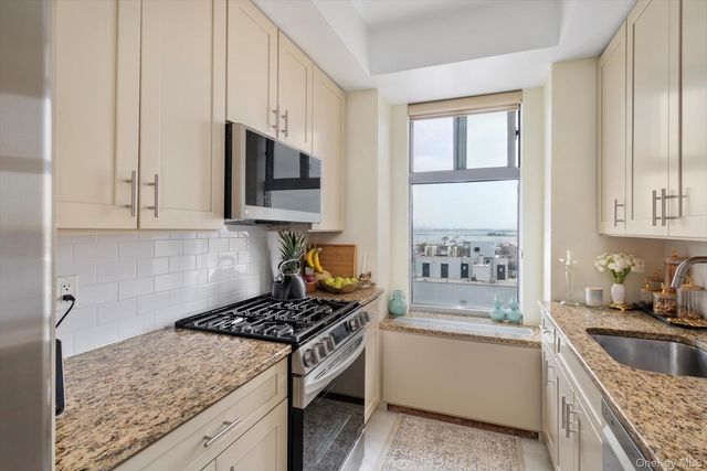 151 Beach 96th Street 7D, Rockaway Beach, NY 11693