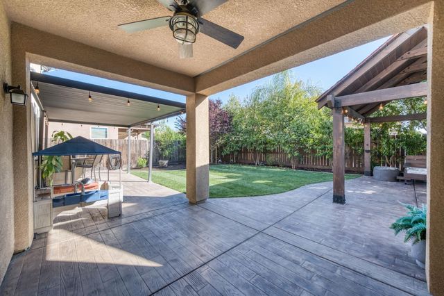 3606 Saginaw Avenue, Clovis, CA 93619