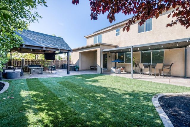 3606 Saginaw Avenue, Clovis, CA 93619