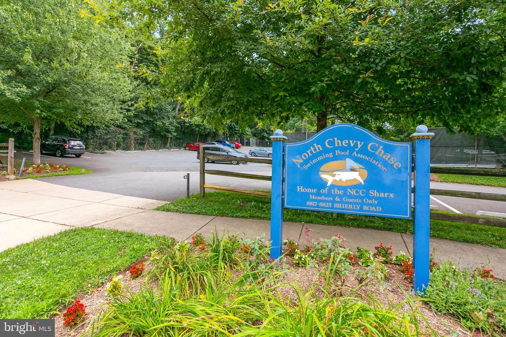 5 SPRING HILL CT, Chevy Chase, MD 20815